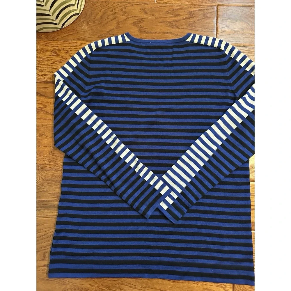 Akris Punto cute sweater